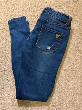 Celebrity Ace Dark Wash Skinny Jeans Distress Size 3/4 Small